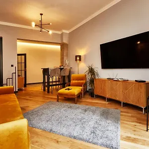 Apartment Courthouse #4 Exclusive Center Private Garden Bulgaria